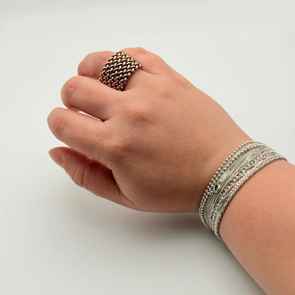 MISS MIMI BEADED MESH RING – 18K ROSE GOLD PLATED - Picture 3 of 5